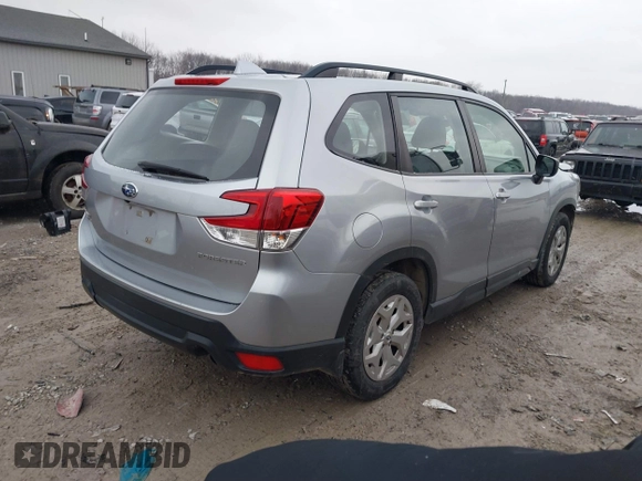 2019 Subaru Forester with VIN JF2SKACC9KH439492, listed as a IAAI auction lot 41570280 with 186,563 mi miles. Bid and sale history available at carsss.com. Image 4.