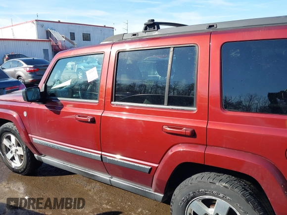 2007 Jeep Commander Sport z VIN 1J8HG48P37C573256, wystawiony jako IAAI lot #41448883 z przebiegiem 146 581 mil mil oraz . Historia ofert i sprzedaży dostępna na DreamBid. Obrazek 14.