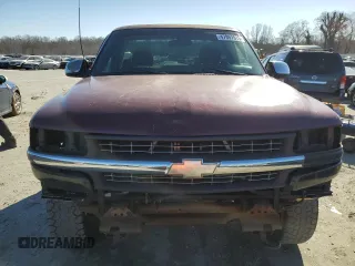 2002 Chevrolet Silverado 1500 LS with VIN 1GCEK14T02Z125766, listed as a Copart auction lot 47997915 with 201,882 mi miles and Salvage Title. Bid and sale history available at carsss.com. Image 5.