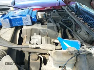 2000 Chevrolet S-10 LS с VIN 1GCCS1950Y8305927, выставлен на аукционе IAAI как лот 43268216 с пробегом 168 554 миль миль и . История ставок и продаж доступна на DreamBid. Изображение 12.