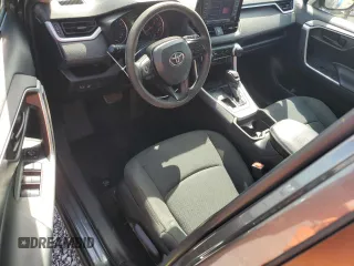 2021 Toyota RAV4 LE with VIN 2T3H1RFV2MC169642, listed as a Copart auction lot 47725905 with 113,504 mi miles and Salvage Title. Bid and sale history available at carsss.com. Image 8.