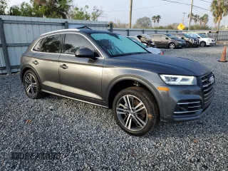 2020 Audi Q5 Premium Plus with VIN WA1E2AFY9L2106176, listed as a Copart auction lot 43373845 with 45,735 mi miles and Salvage title. Bid and sale history available at DreamBid. Image 4.