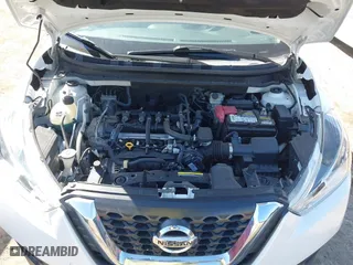 2018 Nissan Kicks SV with VIN 3N1CP5CU1JL505380, listed as a IAAI auction lot 40267581 with 80,705 mi miles. Bid and sale history available at carsss.com. Image 10.