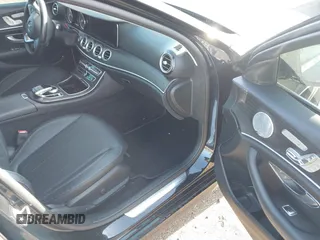 2018 Mercedes-Benz E-Class E 300 with VIN WDDZF4JB5JA474184, listed as a IAAI auction lot 41964703 with 32,278 mi miles. Bid and sale history available at carsss.com. Image 5.