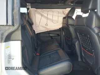 2023 Ford Bronco Raptor с VIN 1FMEE5JR7PLC04106, выставлен на аукционе IAAI как лот 42316422 с пробегом 6 859 миль миль и . История ставок и продаж доступна на DreamBid. Изображение 8.