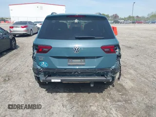 2019 Volkswagen Tiguan S с VIN 3VV1B7AX2KM131063, выставлен на аукционе IAAI как лот 41937501 с пробегом 59 402 миль миль и . История ставок и продаж доступна на DreamBid. Изображение 17.
