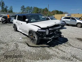 2024 Rivian R1S Adventure z VIN 7PDSGABA7RN034025, wystawiony jako Copart lot #49332795 z przebiegiem Nie podano mil oraz Szkody całkowita. Historia ofert i sprzedaży dostępna na DreamBid. Obrazek 15.