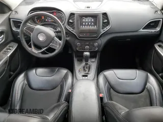 2020 Jeep Cherokee Altitude with VIN 1C4PJLLB4LD581137, listed as a Copart auction lot 55082395 with 63,685 mi miles and Salvage title. Bid and sale history available at DreamBid. Image 8.