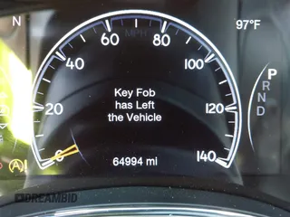 2020 Jeep Grand Cherokee Limited с VIN 1C4RJEBG9LC428549, выставлен на аукционе IAAI как лот 42277855 с пробегом 64 994 миль миль и . История ставок и продаж доступна на DreamBid. Изображение 15.