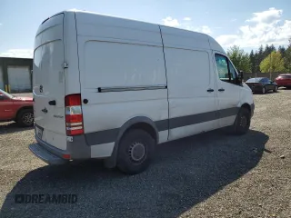 2015 Freightliner Sprinter with VIN WDYPE7DC0FP137988, listed as a Copart auction lot 55630245 with 163,035 mi miles and Clean Title. Bid and sale history available at DreamBid. Image 3.