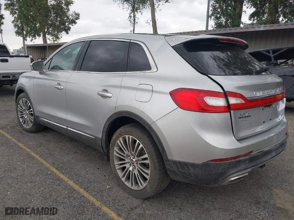 2016 Lincoln MKX Reserve with VIN 2LMTJ8LR3GBL52307, listed as a IAAI auction lot 35271548 with 55,940 mi miles. Bid and sale history available at carsss.com. Image 3.