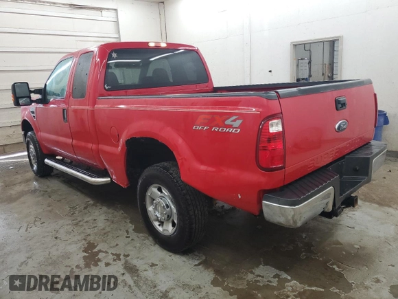 2010 Ford F-250 XL z VIN 1FTSX2B50AEB18045, wystawiony jako Copart lot #54476525 z przebiegiem 115 271 mil mil oraz Szkody całkowita. Historia ofert i sprzedaży dostępna na DreamBid. Obrazek 2.
