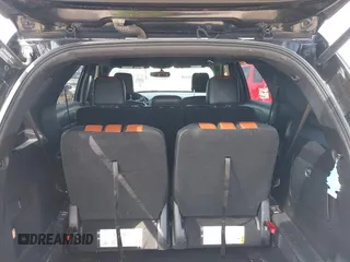 2019 Ford Explorer XLT z VIN 1FM5K7D82KGA39977, wystawiony jako IAAI lot #42190336 z przebiegiem 137 216 mil mil oraz . Historia ofert i sprzedaży dostępna na DreamBid. Obrazek 8.