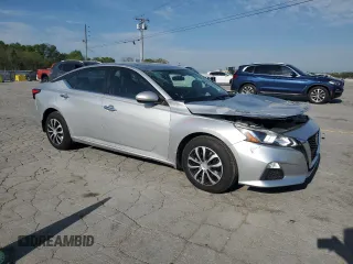 2020 Nissan Altima S z VIN 1N4BL4BV3LC276813, wystawiony jako Copart lot #53850985 z przebiegiem 61 992 mil mil oraz Szkoda całkowita • Salvage title. Historia ofert i sprzedaży dostępna na DreamBid. Obrazek 4.