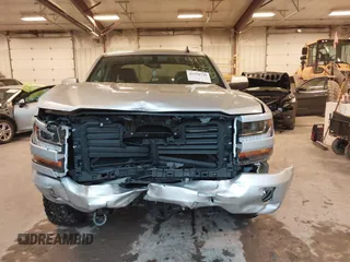 2018 Chevrolet Silverado 1500 LT with VIN 2GCVKRECXJ1111393, listed as a IAAI auction lot 41918729 with 30,199 mi miles and . Bid and sale history available at DreamBid. Image 12.