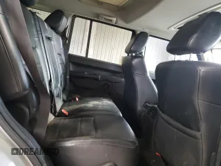 2008 Jeep Commander Sport with VIN 1J8HG48K48C108118, listed as a Copart auction lot 52482685 with 212,000 mi miles and Salvage Title. Bid and sale history available at carsss.com. Image 11.
