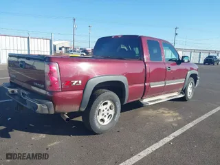 2003 Chevrolet Silverado 1500 LT with VIN 1GCEK19T33E304904, listed as a IAAI auction lot 41647065 with 109,057 mi miles. Bid and sale history available at carsss.com. Image 4.