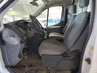 2015 Ford Transit Cargo с VIN 1FTNR1ZM8FKB20102, выставлен на аукционе Copart как лот 65703335 с пробегом 267 890 миль миль и Чистый • Clean title. История ставок и продаж доступна на DreamBid. Изображение 7.