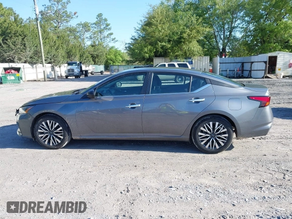 2024 Nissan Altima SV with VIN 1N4BL4DV0RN319322, listed as a IAAI auction lot 41988599 with 36,148 mi miles and . Bid and sale history available at DreamBid. Image 14.