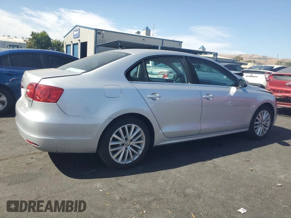 2012 Volkswagen Jetta SEL with VIN 3VWLP7AJ6CM324271, listed as a Copart auction lot 59986855 with 129,002 mi miles and Salvage title. Bid and sale history available at DreamBid. Image 3.