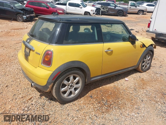 2007 MINI Hardtop with VIN WMWMF33557TT56622, listed as a IAAI auction lot 42227758 with 145,258 mi miles and . Bid and sale history available at DreamBid. Image 4.