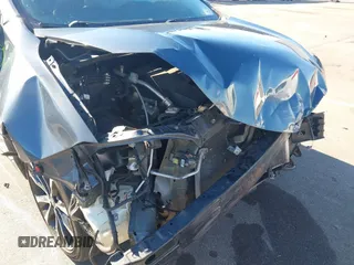 2019 Toyota Corolla L z VIN 5YFBURHE1KP878790, wystawiony jako IAAI lot #41316946 z przebiegiem 204 024 mil mil oraz . Historia ofert i sprzedaży dostępna na DreamBid. Obrazek 6.