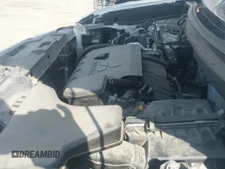 2019 Mitsubishi Outlander ES z VIN JA4AZ3A31KZ026233, wystawiony jako IAAI lot #43112444 z przebiegiem 72 375 mil mil oraz . Historia ofert i sprzedaży dostępna na DreamBid. Obrazek 19.