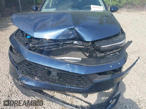 2024 Honda Accord EX with VIN 1HGCY1F39RA073695, listed as a IAAI auction lot 42132115 with 9,824 mi miles and . Bid and sale history available at DreamBid. Image 6.