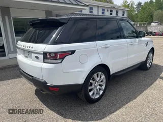 2017 Land Rover Range Rover Sport HSE z VIN SALWR2FV4HA157415, wystawiony jako IAAI lot #42278651 z przebiegiem 134 393 mil mil oraz . Historia ofert i sprzedaży dostępna na DreamBid. Obrazek 4.
