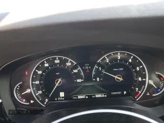 2019 BMW 5 Series 530i xDrive with VIN WBAJA7C50KWW31412, listed as a Copart auction lot 56159605 with 39,947 mi miles and Salvage title. Bid and sale history available at DreamBid. Image 9.