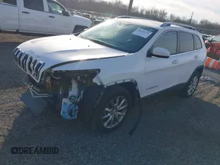2017 Jeep Cherokee Limited z VIN 1C4PJMDS6HD217295, wystawiony jako IAAI lot #41625231 z przebiegiem 59 794 mil mil oraz . Historia ofert i sprzedaży dostępna na DreamBid. Obrazek 18.