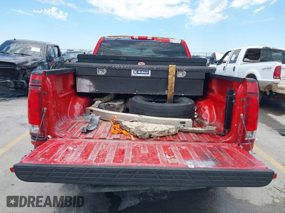 2013 GMC Sierra 1500 Work Truck z VIN 1GTN1TEX9DZ343031, wystawiony jako IAAI lot #42467228 z przebiegiem 238 563 mil mil oraz . Historia ofert i sprzedaży dostępna na DreamBid. Obrazek 8.