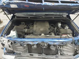 2018 Toyota Tundra 2WD SR5 with VIN 5TFEM5F15JX131991, listed as a IAAI auction lot 41084307 with 63,232 mi miles. Bid and sale history available at carsss.com. Image 10.