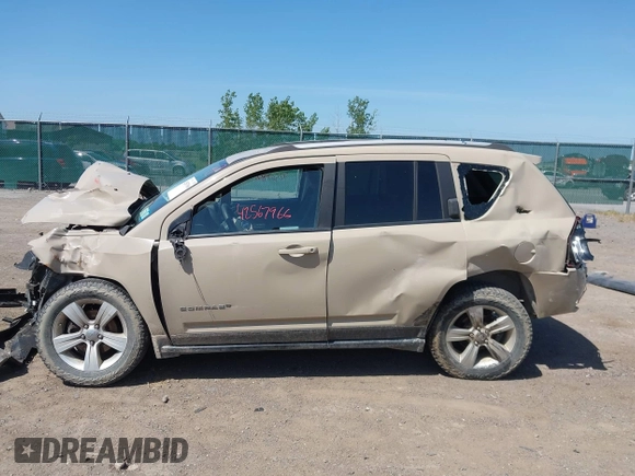 2017 Jeep Compass Sport SE z VIN 1C4NJDBB1HD177962, wystawiony jako IAAI lot #42567966 z przebiegiem 100 418 mil mil oraz . Historia ofert i sprzedaży dostępna na DreamBid. Obrazek 14.