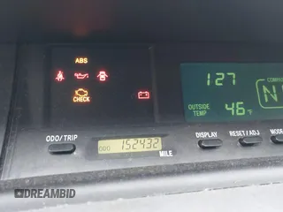 2002 Toyota Avalon XL with VIN 4T1BF28B22U226010, listed as a IAAI auction lot 41858391 with 152,432 mi miles and . Bid and sale history available at DreamBid. Image 7.