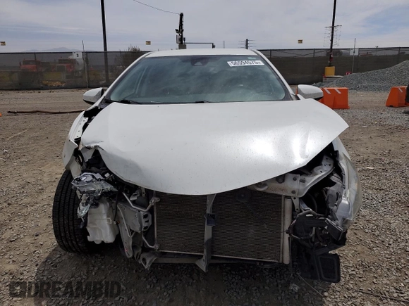 2019 Toyota Corolla L z VIN 5YFBURHE5KP925500, wystawiony jako Copart lot #56594575 z przebiegiem 84 958 mil mil oraz Szkoda całkowita • Salvage title. Historia ofert i sprzedaży dostępna na DreamBid. Obrazek 5.