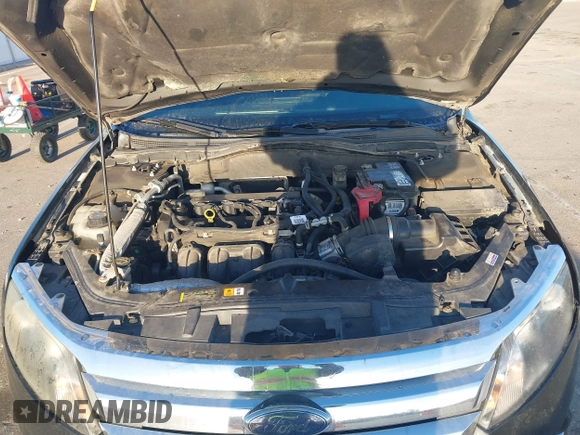 2010 Ford Fusion SEL with VIN 3FAHP0JA5AR174143, listed as a IAAI auction lot 41849295 with 165,544 mi miles. Bid and sale history available at carsss.com. Image 10.