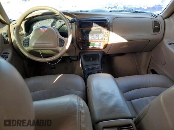 2000 Ford Explorer z VIN 1FMDU85P4YZA19051, wystawiony jako Copart lot #42633475 z przebiegiem 81 050 mil mil oraz Szkoda całkowita • Salvage title. Historia ofert i sprzedaży dostępna na DreamBid. Obrazek 8.