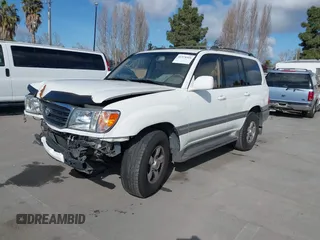 2001 Toyota Land Cruiser with VIN JTEHT05J412011211, listed as a IAAI auction lot 41978366 with 183,684 mi miles. Bid and sale history available at carsss.com. Image 2.