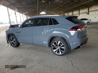 2024 Volkswagen Atlas SEL Premium R-Line with VIN 1V2FE2CA9RC249533, listed as a Copart auction lot 46794585 with 2,131 mi miles and Salvage title. Bid and sale history available at DreamBid. Image 2.
