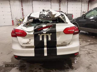 2015 Ford Focus SE with VIN 1FADP3F26FL253926, listed as a IAAI auction lot 41947476 with 86,254 mi miles and . Bid and sale history available at carsss.com. Image 16.