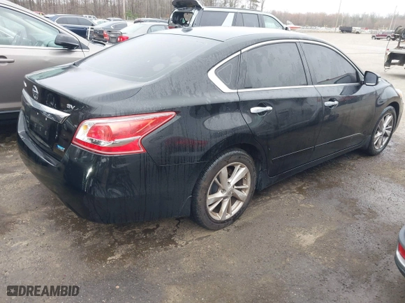 2013 Nissan Altima 2.5 SV with VIN 1N4AL3AP1DC903339, listed as a IAAI auction lot 41768567 with 120,953 mi miles. Bid and sale history available at carsss.com. Image 4.