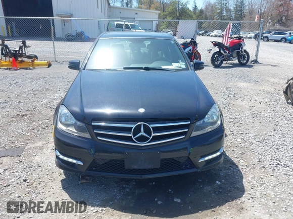 2014 Mercedes-Benz C 300 Sport with VIN WDDGF8AB3EG232950, listed as a IAAI auction lot 42137607 with 122,263 mi miles and . Bid and sale history available at DreamBid. Image 12.