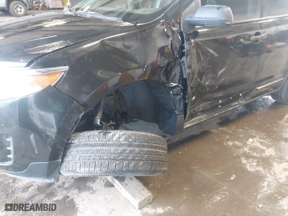2013 Ford Edge SE with VIN 2FMDK3G9XDBA87472, listed as a IAAI auction lot 41872665 with 124,743 mi miles. Bid and sale history available at carsss.com. Image 6.