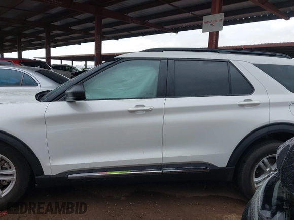 2022 Ford Explorer XLT z VIN 1FMSK7DH0NGB25926, wystawiony jako IAAI lot #42181595 z przebiegiem 15 063 mil mil oraz . Historia ofert i sprzedaży dostępna na DreamBid. Obrazek 14.