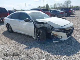 2019 Honda Accord Sport z VIN 1HGCV2F3XKA006463, wystawiony jako IAAI lot #42112334 z przebiegiem 77 806 mil mil oraz . Historia ofert i sprzedaży dostępna na DreamBid. Obrazek 1.