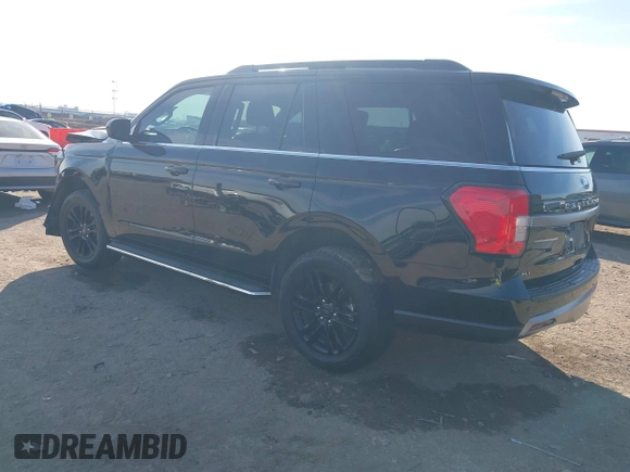 2023 Ford Expedition XLT with VIN 1FMJU1H86PEA63119, listed as a IAAI auction lot 41329207 with 1 mi miles. Bid and sale history available at carsss.com. Image 3.