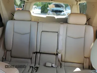 2008 Cadillac SRX RWD z VIN 1GYEE637780164161, wystawiony jako Copart lot #59238545 z przebiegiem 93 717 mil mil oraz Czysty tytuł • Clean title. Historia ofert i sprzedaży dostępna na DreamBid. Obrazek 10.