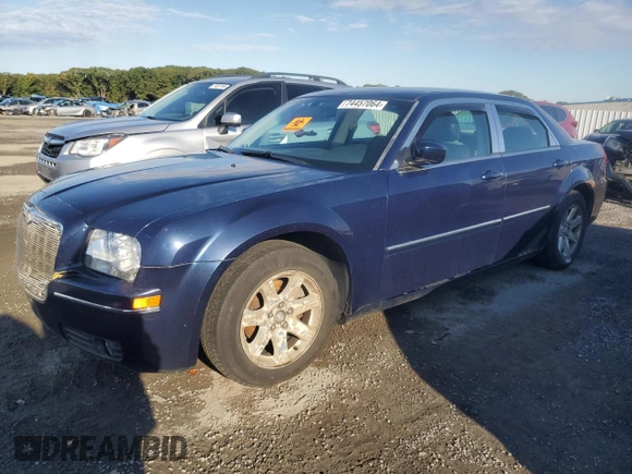2006 Chrysler 300 Touring with VIN 2C3KA53G86H133402, listed as a Copart auction lot 74457064 with 198,734 mi miles and Clean Title. Bid and sale history available at carsss.com. Image 1.