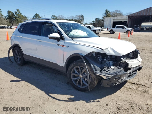 2022 Volkswagen Tiguan SE with VIN 3VV3B7AX6NM014132, listed as a Copart auction lot 47386675 with 0 mi miles and Salvage Title. Bid and sale history available at carsss.com. Image 4.